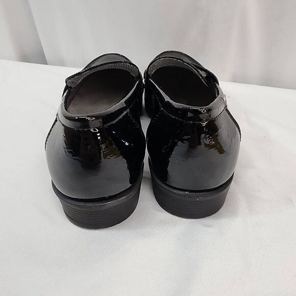 Cliffs By White Mountain Size 8.5 Women's Galah Penny Loafer Flack Black Patent - Picture 4 of 9